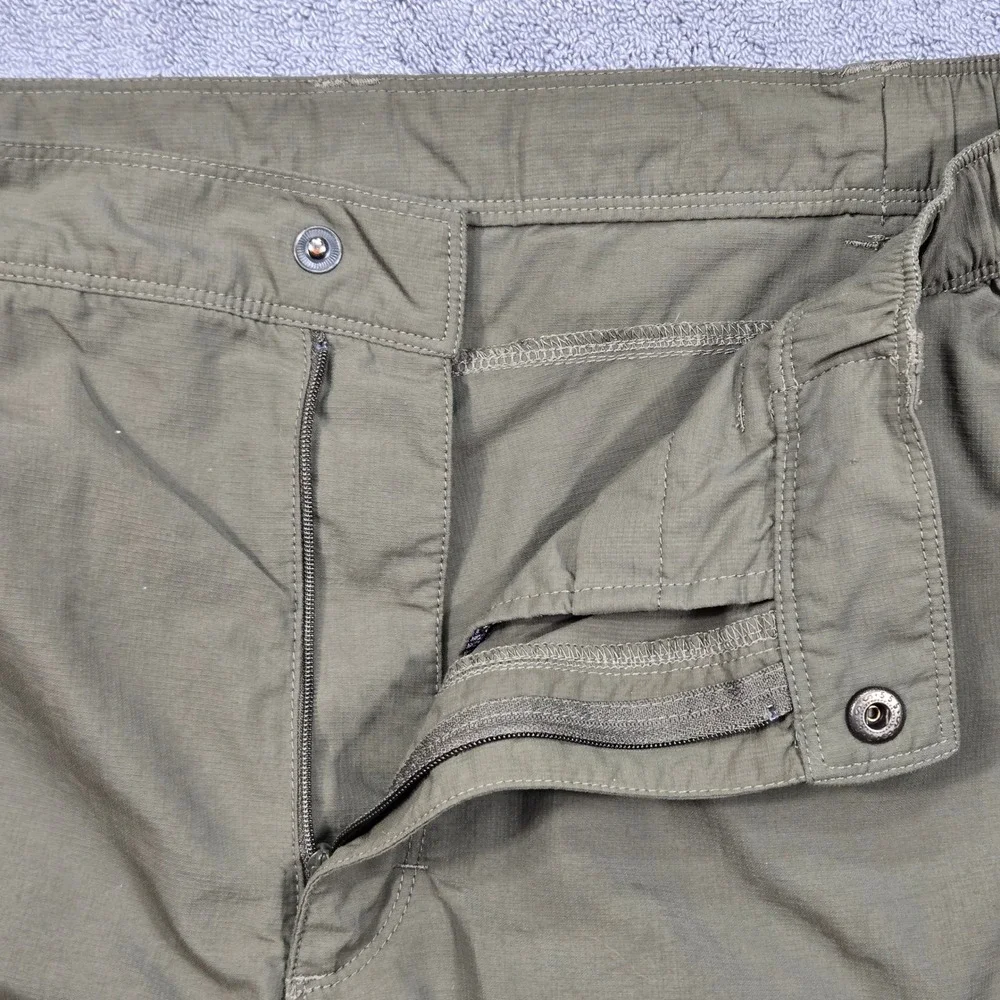 The‎ North Face Two Cargo Shorts Mens 32 Olive and Grey Hiking Utility Bundle